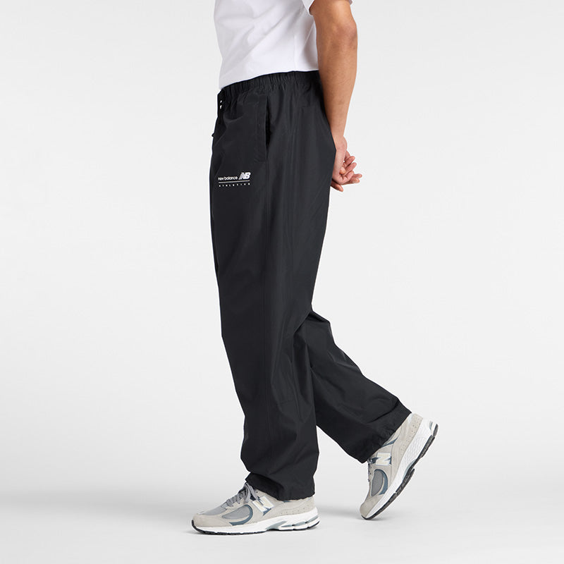 Linear Graphic Woven Pant